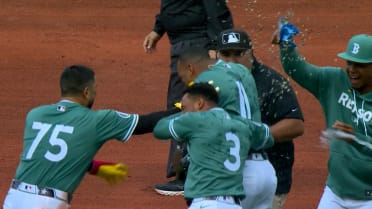Marcelo Mayer, Rafael Devers lead Red Sox Top 5